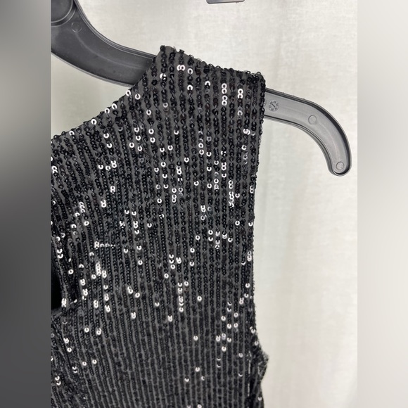 COPY - Max Mara Sequins Sleeveless Black Top Size 10 (Medium) NWT - Picture 10 of 14